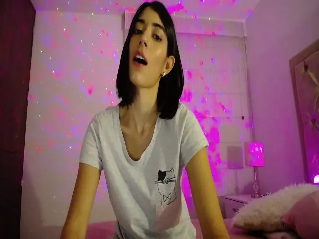 Live sex webcam photo for Lana_red #272063985