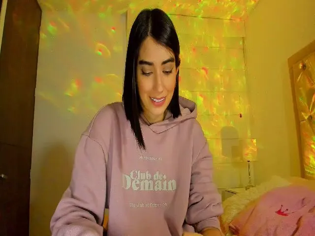 Live sex webcam photo for Lana_red #273353756