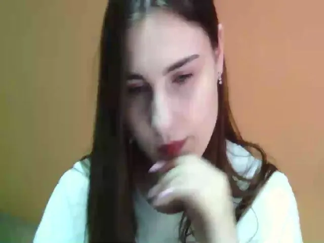 Live sex webcam photo for LaneyGrey #287890411