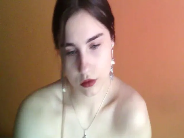 Live sex webcam photo for LaneyGrey #287890415