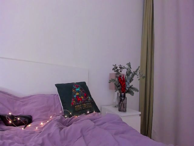 Live sex webcam photo for Lanie__Love #271819171