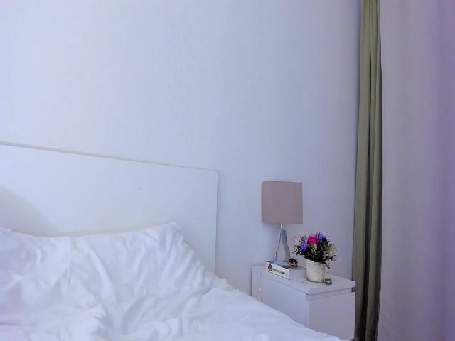 Live sex webcam photo for Lanie__Love #272793319