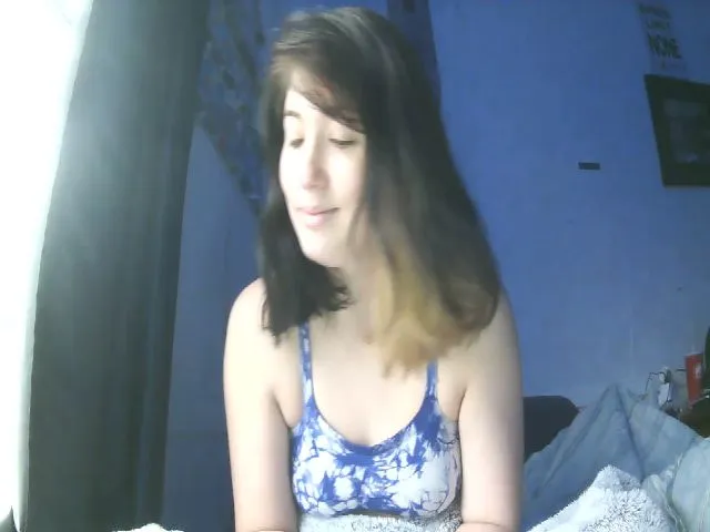 Live sex webcam photo for Laniibabi #271698627