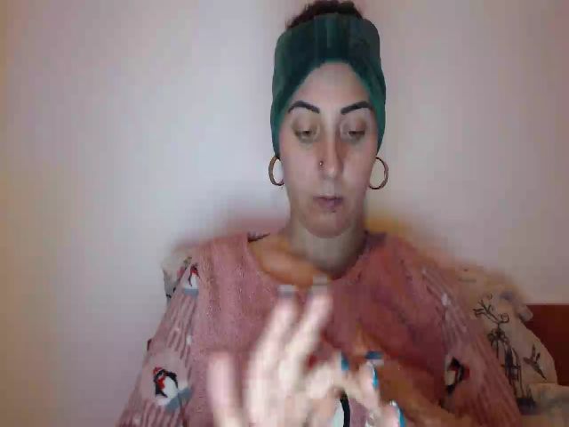 Live sex webcam photo for LannaLissa #271945772