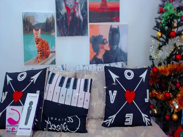 Live sex webcam photo for Lanna_Wolf #271906437
