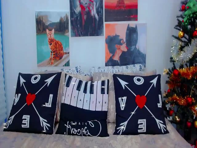 Live sex webcam photo for Lanna_Wolf #271916713