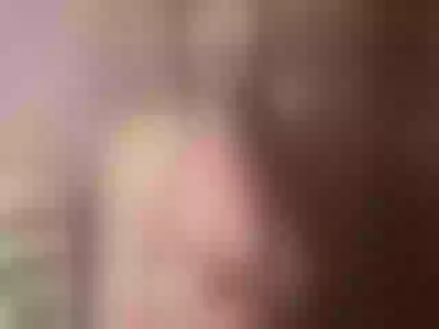 Live sex webcam photo for LaraBollier #271714719