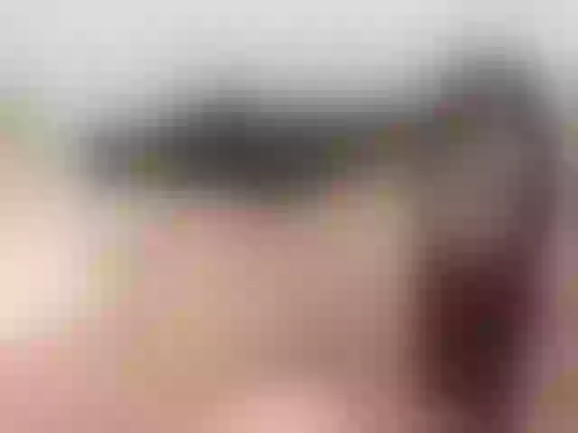 Live sex webcam photo for LaraBollier #272238441