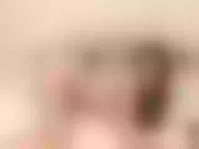 Live sex webcam photo for LaraBollier #274093496