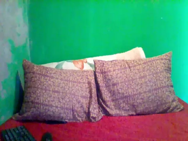 Live sex webcam photo for LaraDark #272240307