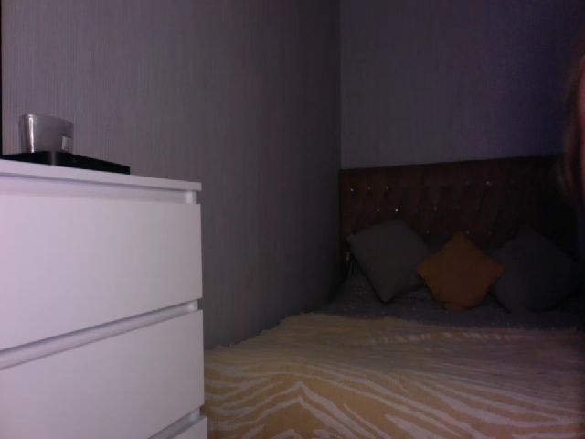 Live sex webcam photo for LaraTomkins #272989160