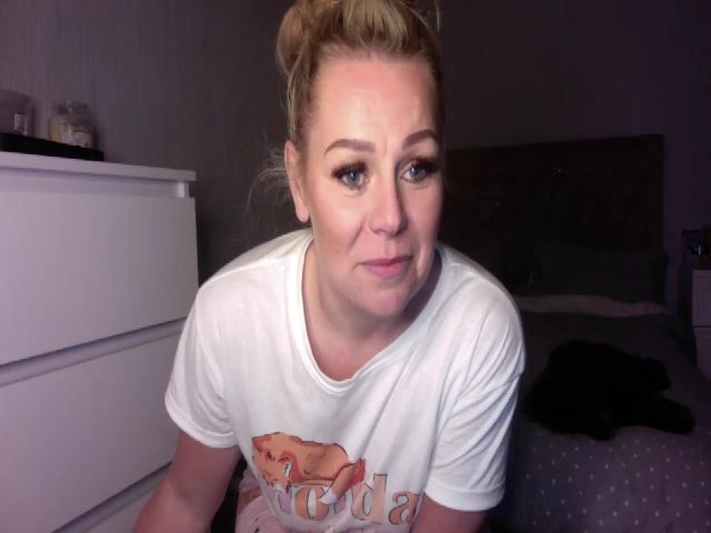 Live sex webcam photo for LaraTomkins #273154269