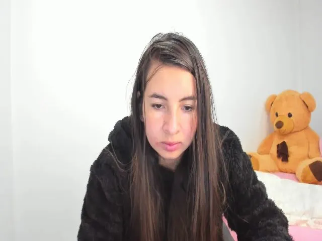 Live sex webcam photo for Lara_belu #273449936