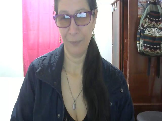 Live sex webcam photo for Latin__mature #274343316