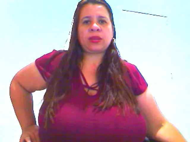 Live sex webcam photo for LatinaBigAss4 #272062835