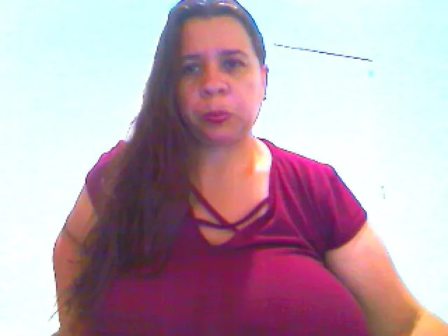 Live sex webcam photo for LatinaBigAss4 #272086748