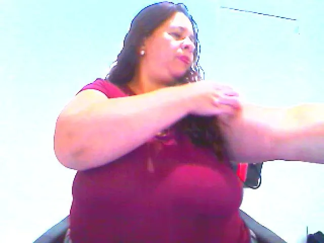 Live sex webcam photo for LatinaBigAss4 #272088189