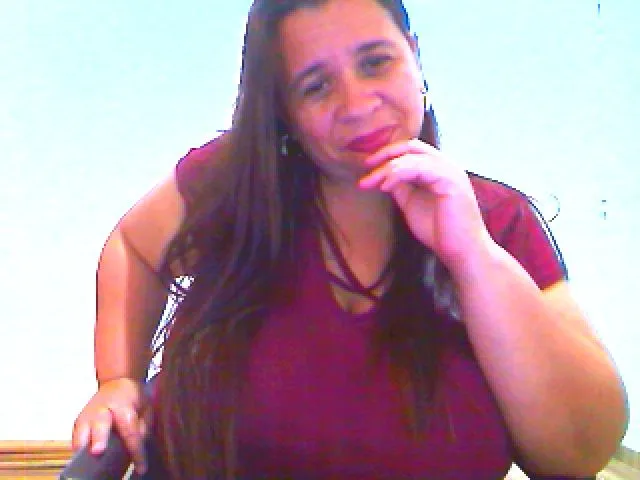 Live sex webcam photo for LatinaBigAss4 #272324372