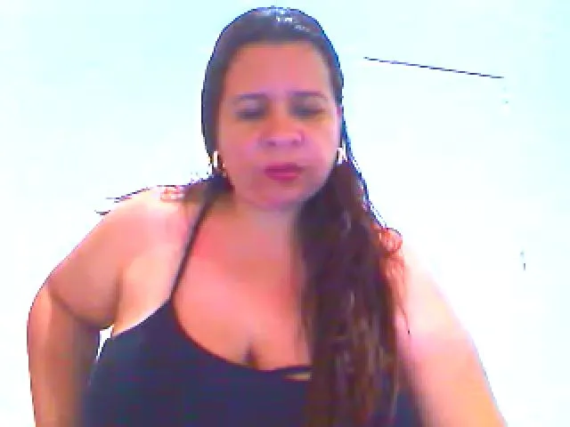 Live sex webcam photo for LatinaBigAss4 #272391955