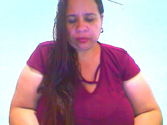 Live sex webcam photo for LatinaBigAss4 #272442115