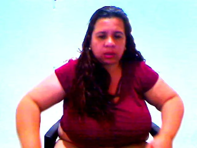 Live sex webcam photo for LatinaBigAss4 #272669731