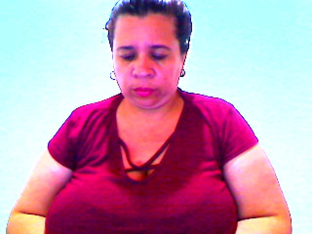 Live sex webcam photo for LatinaBigAss4 #272702951
