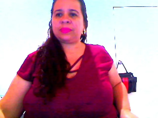 Live sex webcam photo for LatinaBigAss4 #272865773