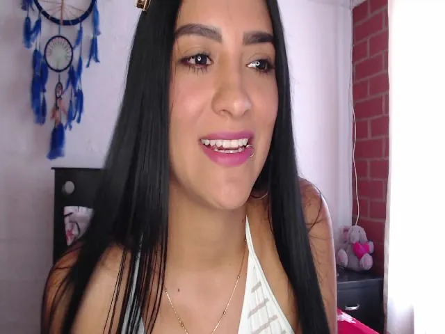Live sex webcam photo for Latinagirl_sx #272675131