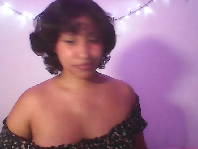 Live sex webcam photo for Latinaloveu #272860610