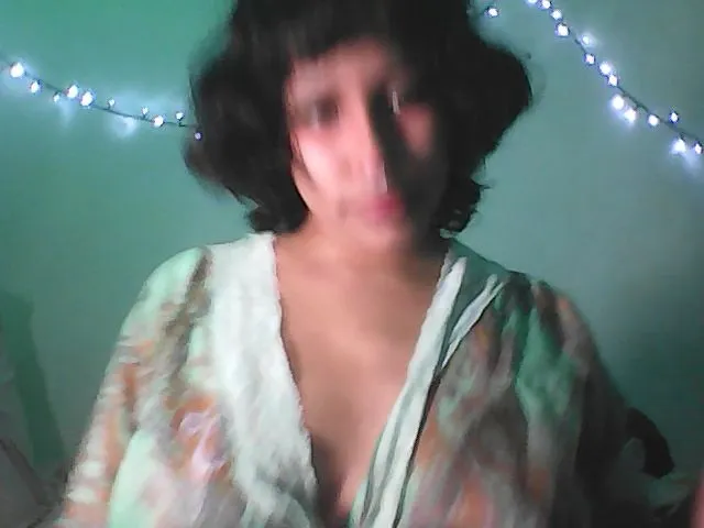 Live sex webcam photo for Latinaloveu #273031269