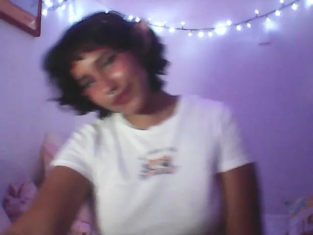 Live sex webcam photo for Latinaloveu #273124047