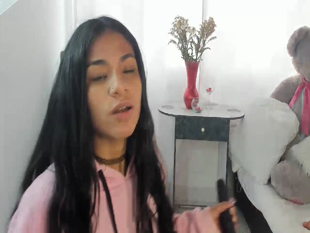 Live sex webcam photo for Latinangel1_ #272109200