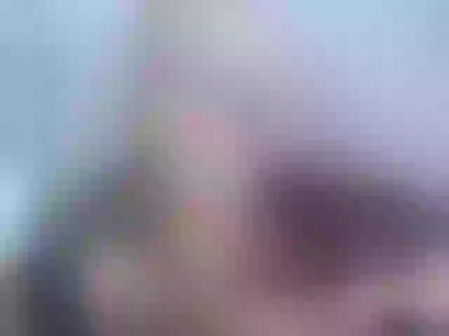 Live sex webcam photo for LauraCrystall #271783544