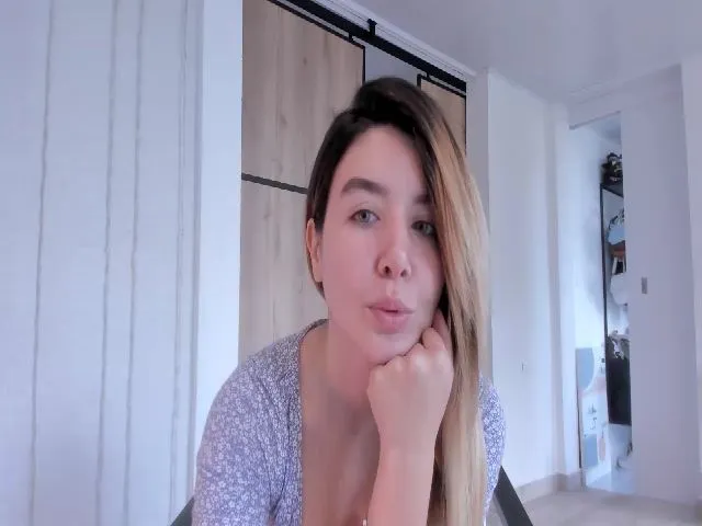 Live sex webcam photo for LauraVega #271710786