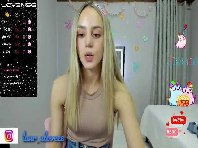 Live sex webcam photo for Laura_Lovee_ #272245204