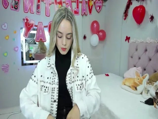 Live sex webcam photo for Laura_Lovee_ #272331221
