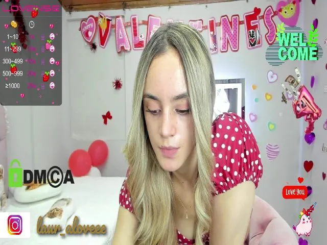Live sex webcam photo for Laura_Lovee_ #272690307