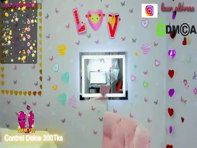 Live sex webcam photo for Laura_Lovee_ #273383007