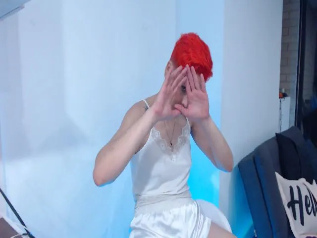 Live sex webcam photo for Laura_R23 #273747942