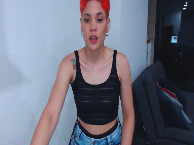 Live sex webcam photo for Laura_R23 #273865138