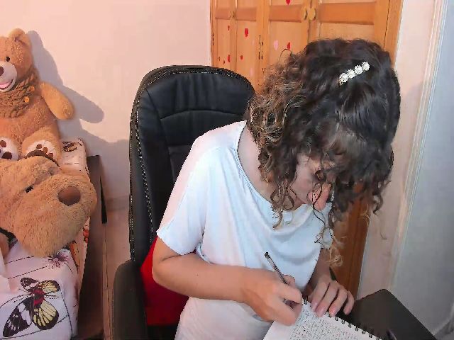 Live sex webcam photo for Laura_amy #271890878