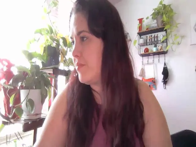 Live sex webcam photo for Laural55 #272180319
