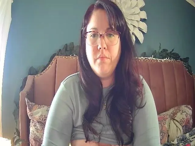 Live sex webcam photo for Laural55 #272411247