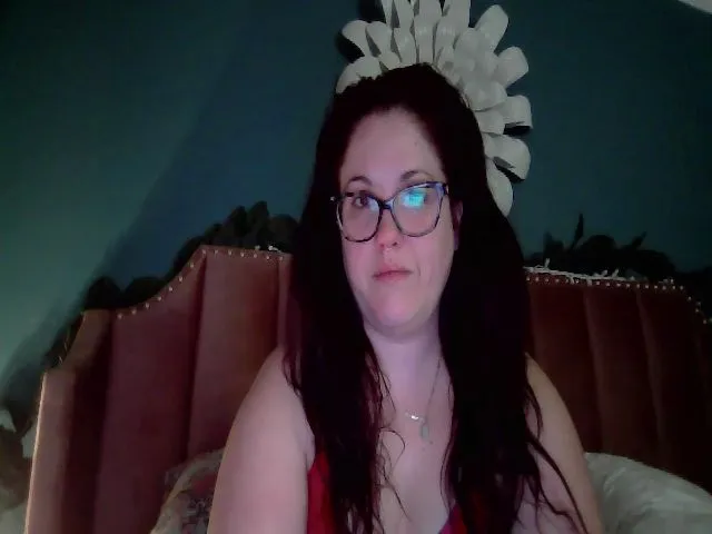 Live sex webcam photo for Laural55 #272507343