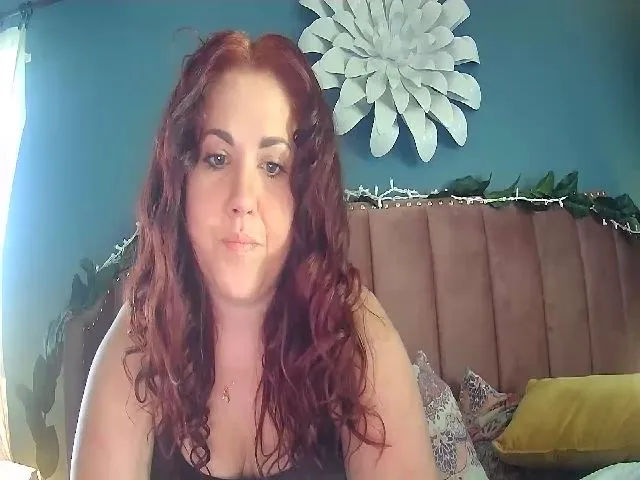 Live sex webcam photo for Laural55 #273189685
