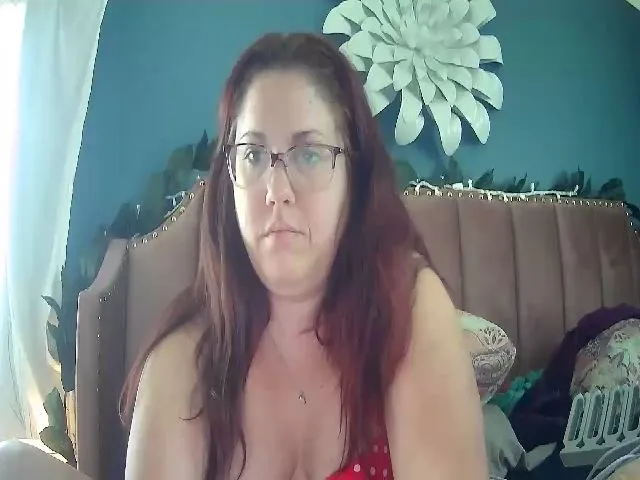 Live sex webcam photo for Laural55 #273438321
