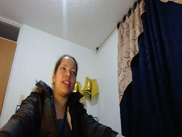 Live sex webcam photo for LaurenMarlyn #272120615