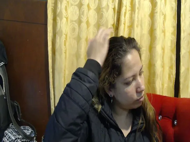 Live sex webcam photo for LaurenMarlyn #273019551