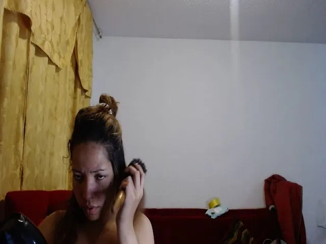 Live sex webcam photo for LaurenMarlyn #273048981