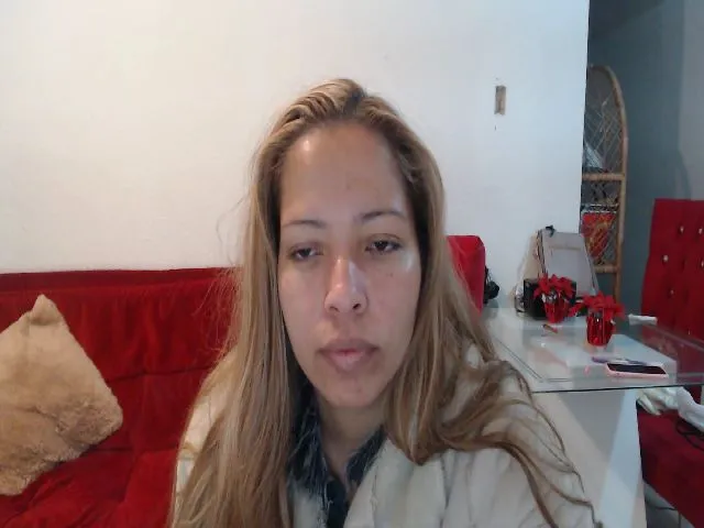 Live sex webcam photo for LaurenMarlyn #273492786